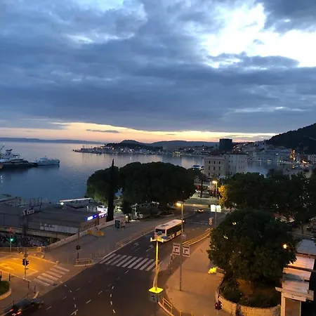 5th Floor Apartment- Harborview Apartman Split